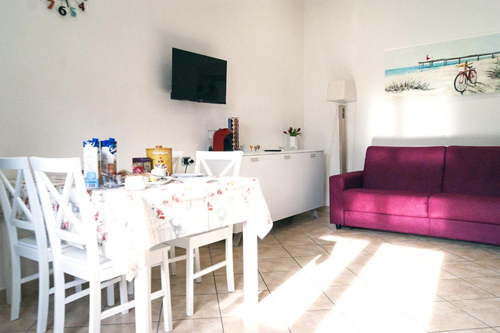 Chiara'S Home Brindisi Bagian luar foto