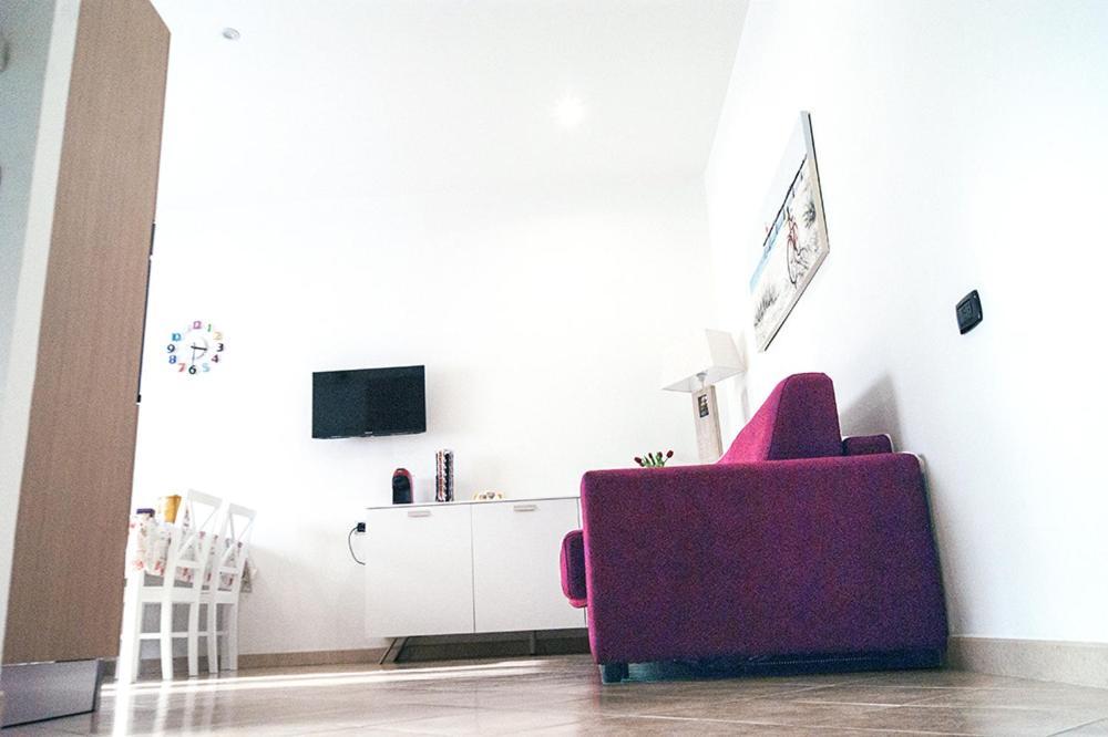 Chiara'S Home Brindisi Bagian luar foto